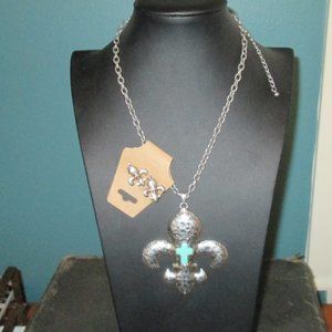 Necklace and Earrings. Fleur Di Lis